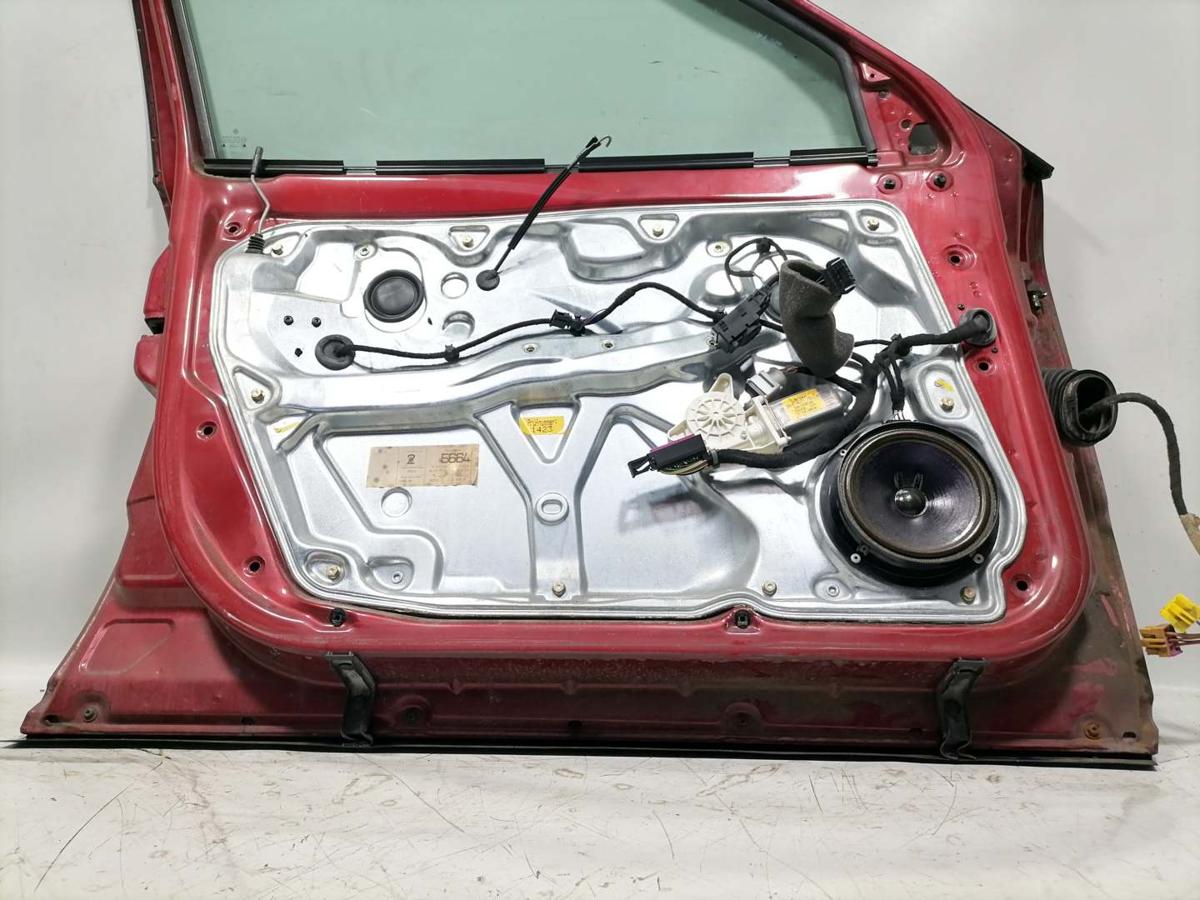 VW Passat 3B original T&uuml;r vorn links LB3Y Coloradorot Rohbau Bj.1997